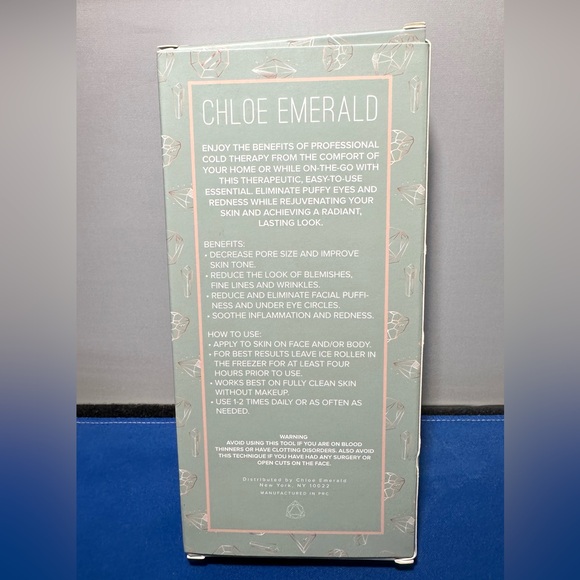 Chloe Emerald - Professional Ice Roller - Picture 2 of 3